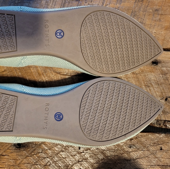 Rothys The Point in Mint size 7.5 - Picture 5 of 5